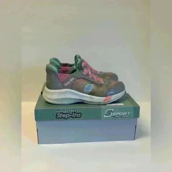 SKECHERS MULTICOLOR KIDS SHOES SIZE 13 WITH ITS ORIGINAL BOX - Picture 3 of 5